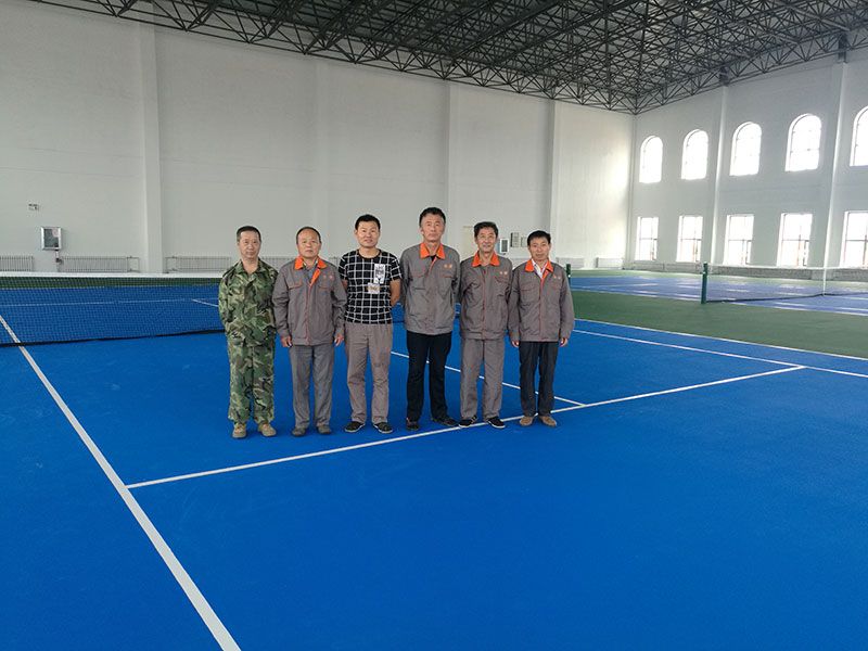 華蒙運動場地修建有限公司恭祝所有朋友們中秋快樂！